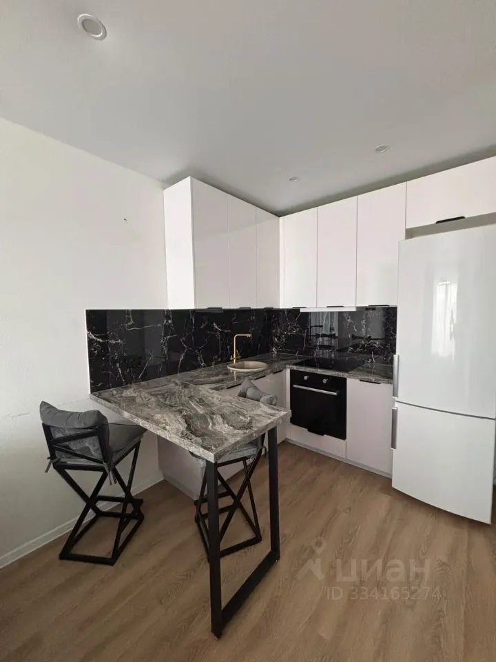 2-комн. квартира, 37 м², 4/9 этаж