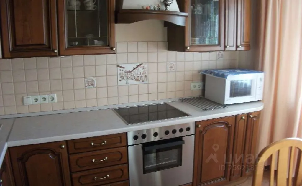 2-комн. квартира, 60 м², 4/17 этаж