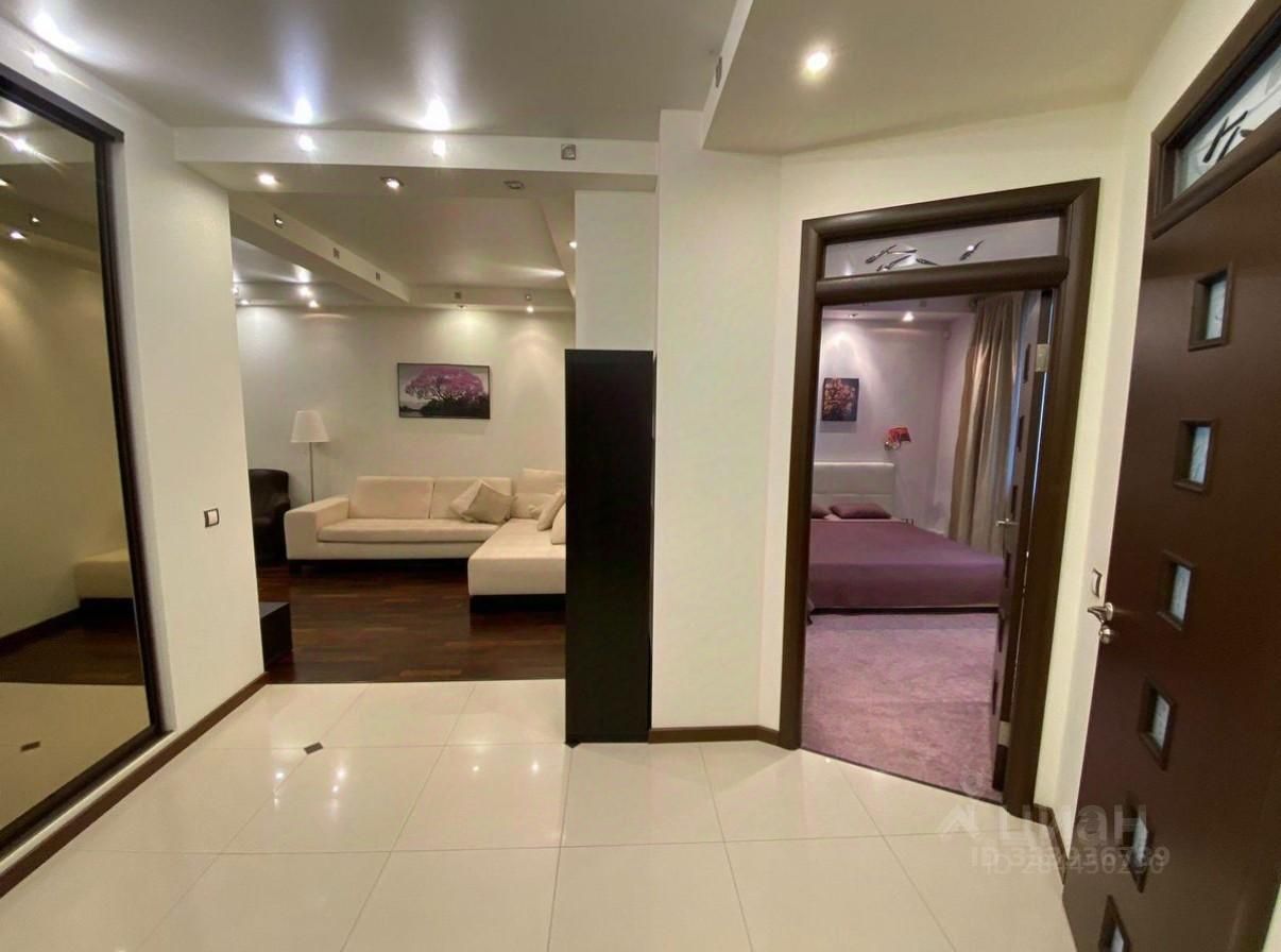 2-комн. квартира, 60 м², 3/6 этаж