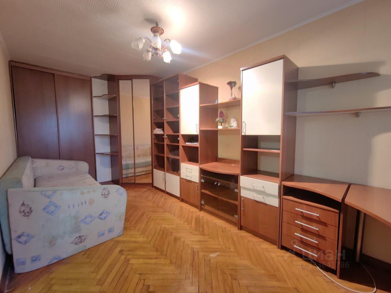 2-комн. квартира, 46 м², 3/12 этаж