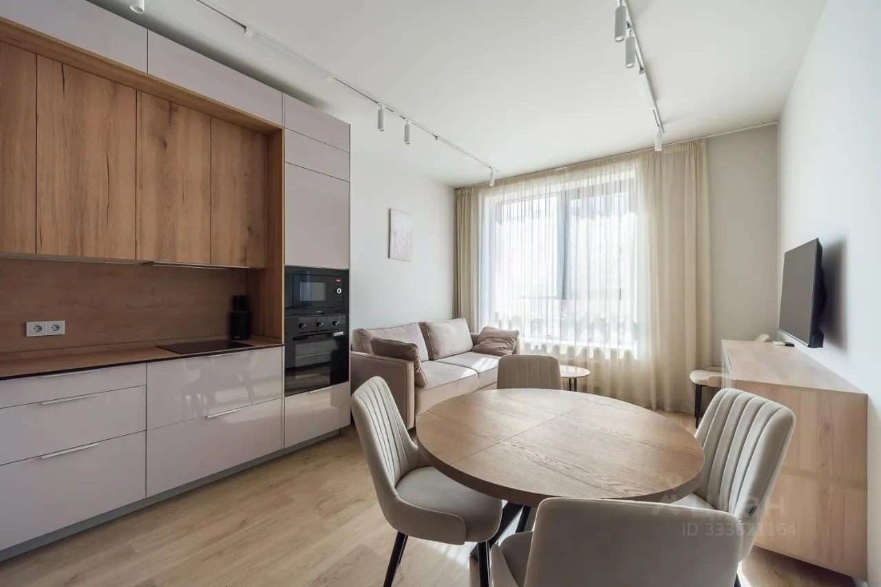 3-комн. квартира, 67 м², 18/32 этаж