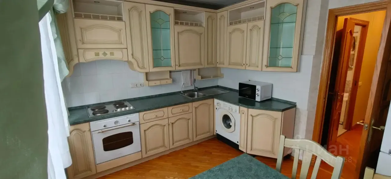 2-комн. квартира, 56 м², 4/17 этаж