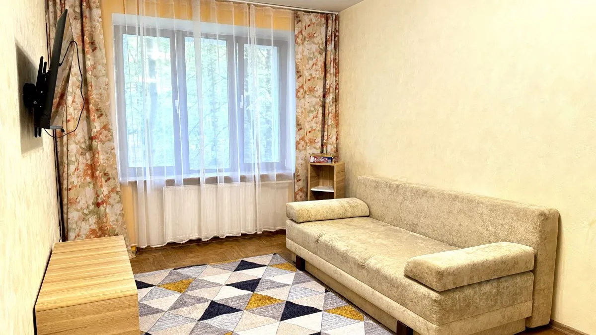 2-комн. квартира, 54 м², 2/8 этаж