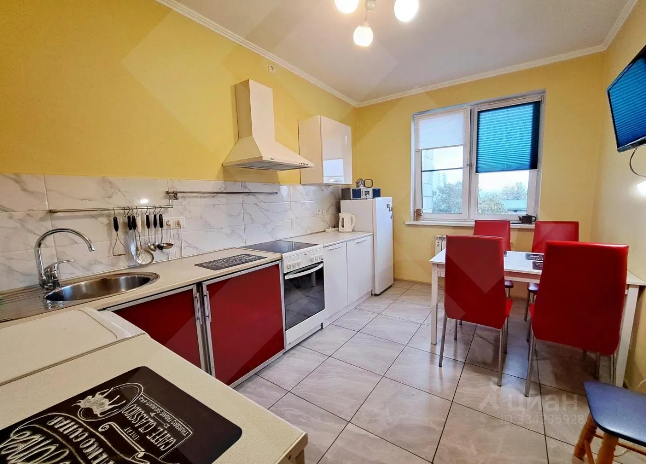 2-комн. квартира, 60 м², 6/12 этаж