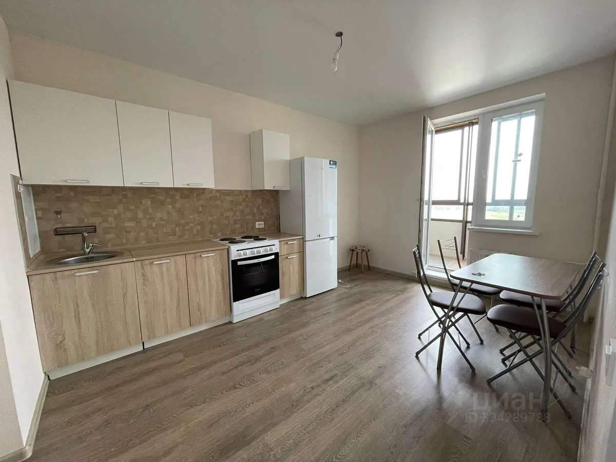 2-комн. квартира, 55 м², 10/15 этаж