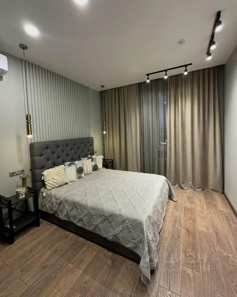 3-комн. квартира, 82 м², 9/32 этаж