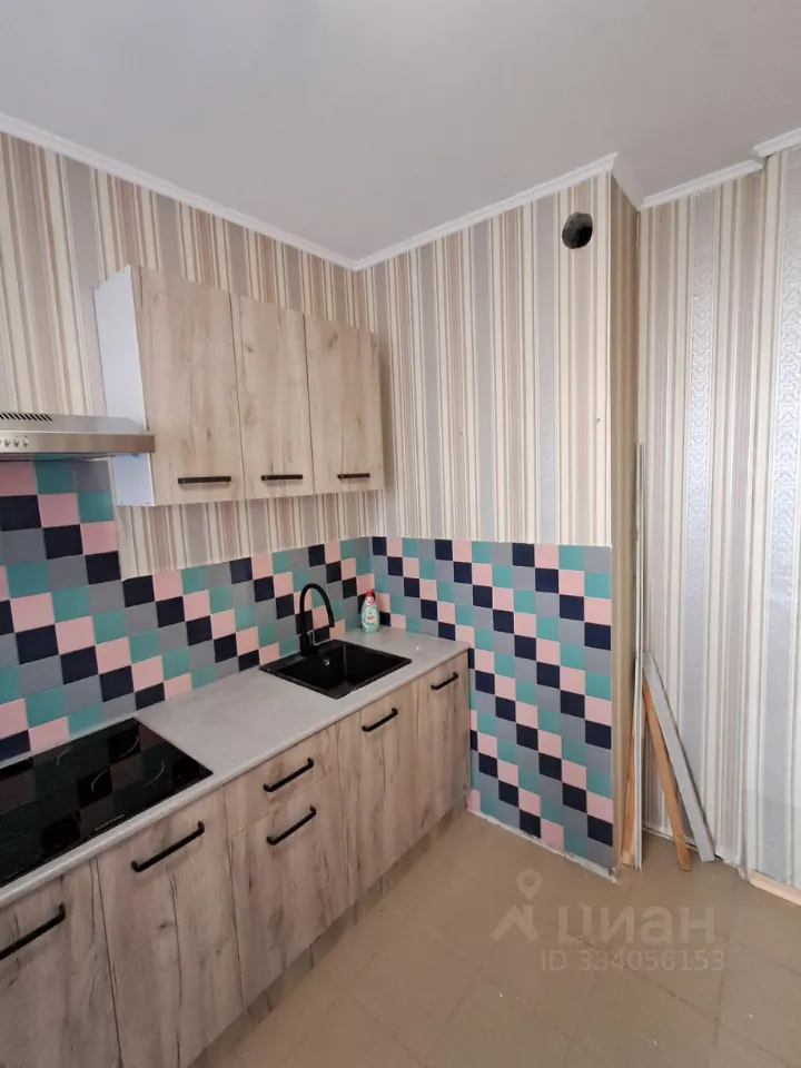 3-комн. квартира, 67 м², 4/14 этаж