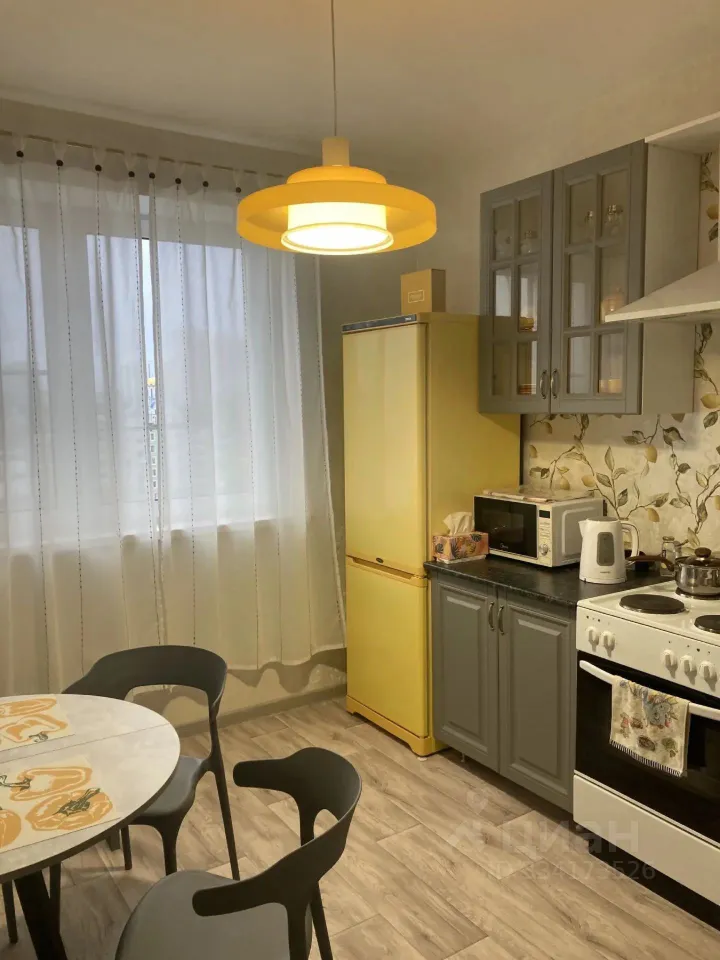 2-комн. квартира, 54 м², 12/16 этаж