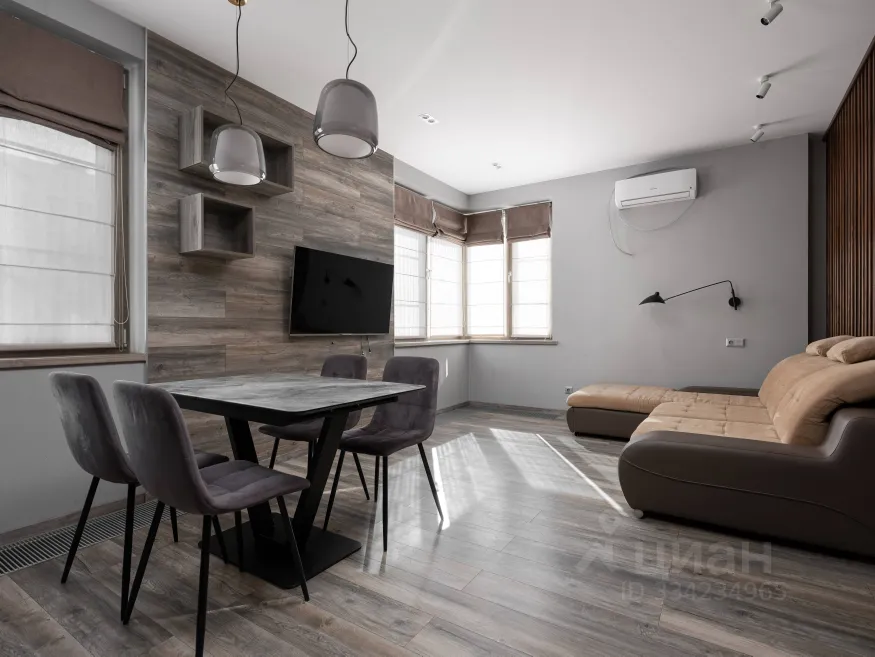 2-комн. квартира, 62 м², 2/15 этаж