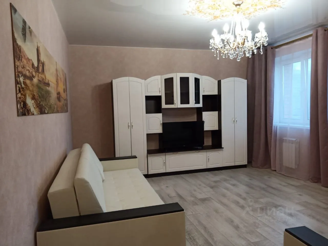 2-комн. квартира, 60 м², 8/18 этаж