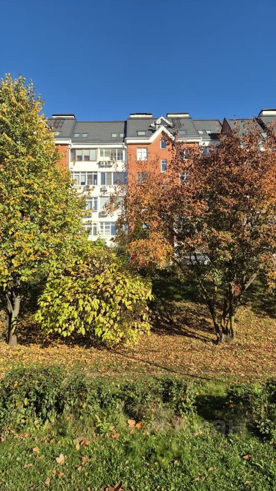 3-комн. квартира, 102 м², 3/5 этаж