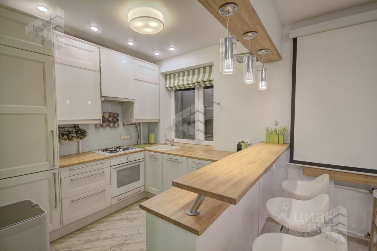 2-комн. квартира, 50 м², 1/5 этаж