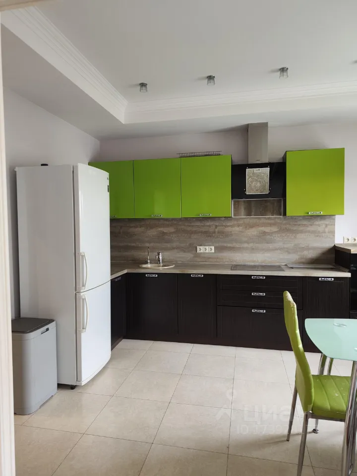 2-комн. квартира, 90 м², 19/25 этаж
