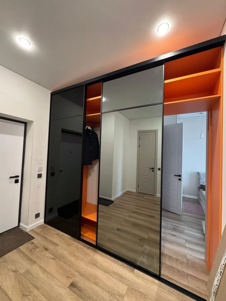 2-комн. квартира, 60,2 м², 15/48 этаж