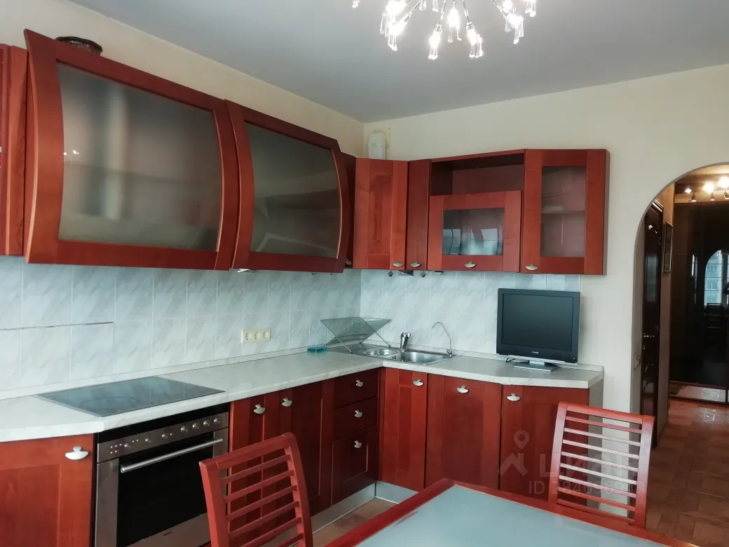 2-комн. квартира, 68 м², 9/17 этаж