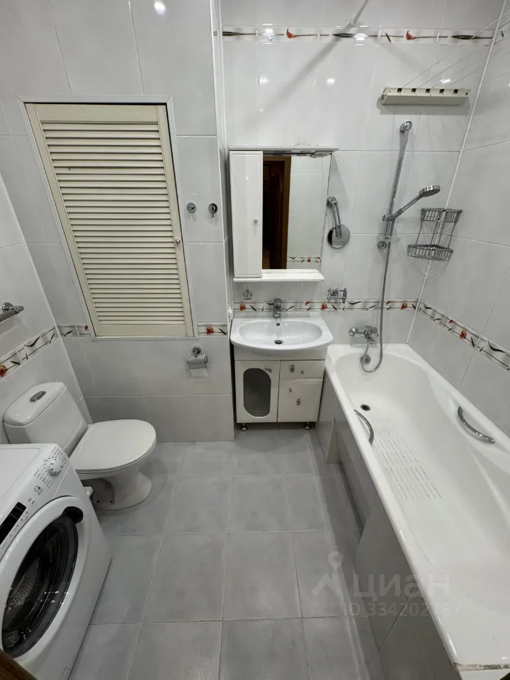 2-комн. квартира, 76 м², 5/14 этаж
