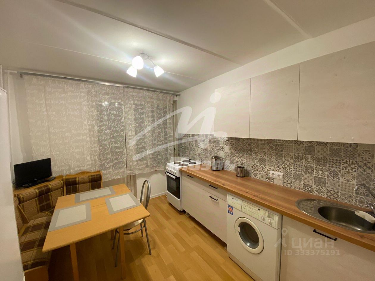 2-комн. квартира, 52 м², 4/16 этаж