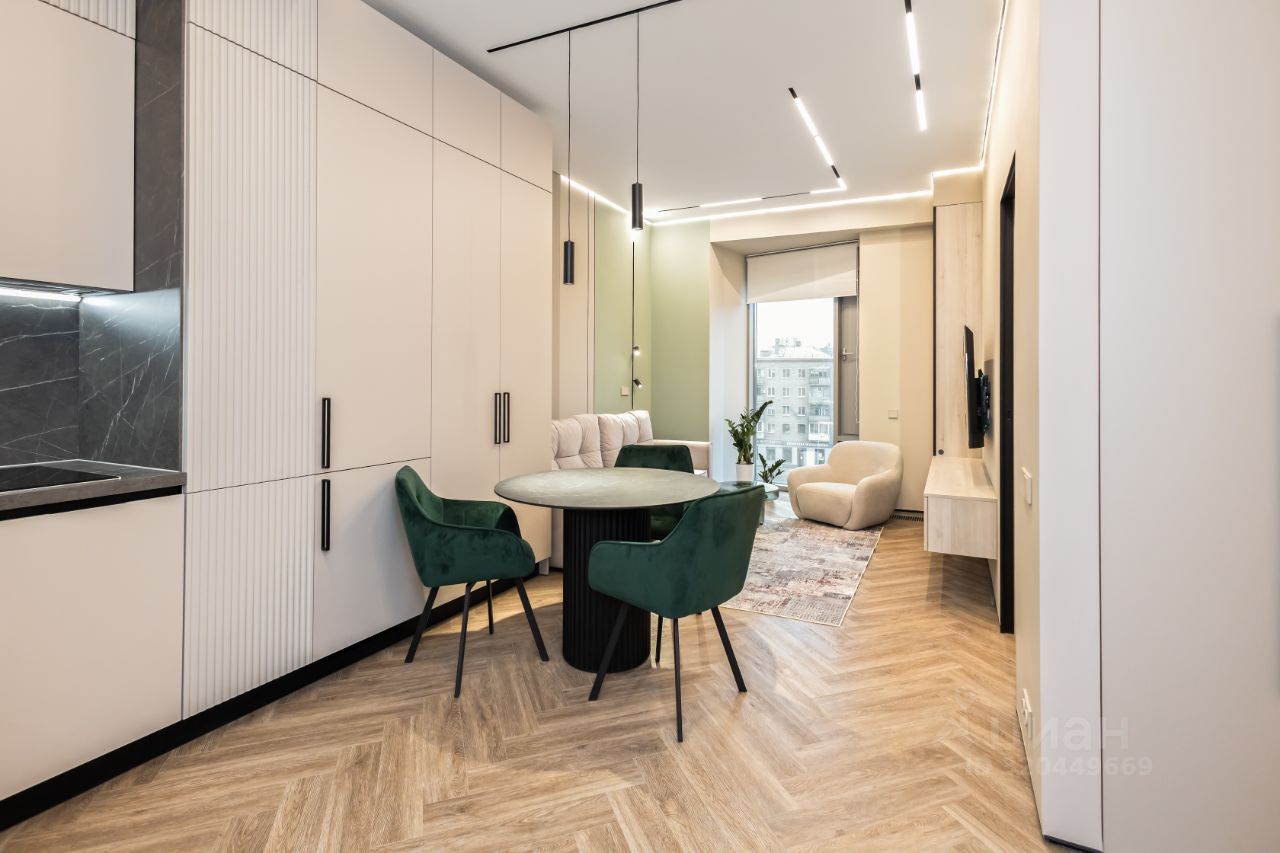 1-комн. квартира, 42 м², 4/42 этаж