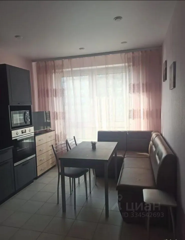 1-комн. квартира, 37,1 м², 21/33 этаж
