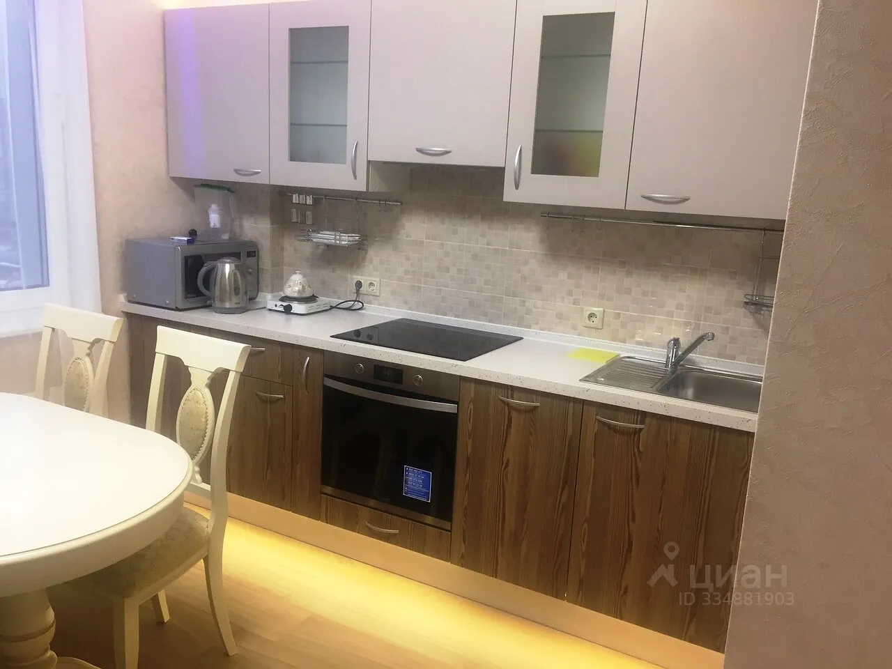 2-комн. квартира, 55 м², 10/15 этаж