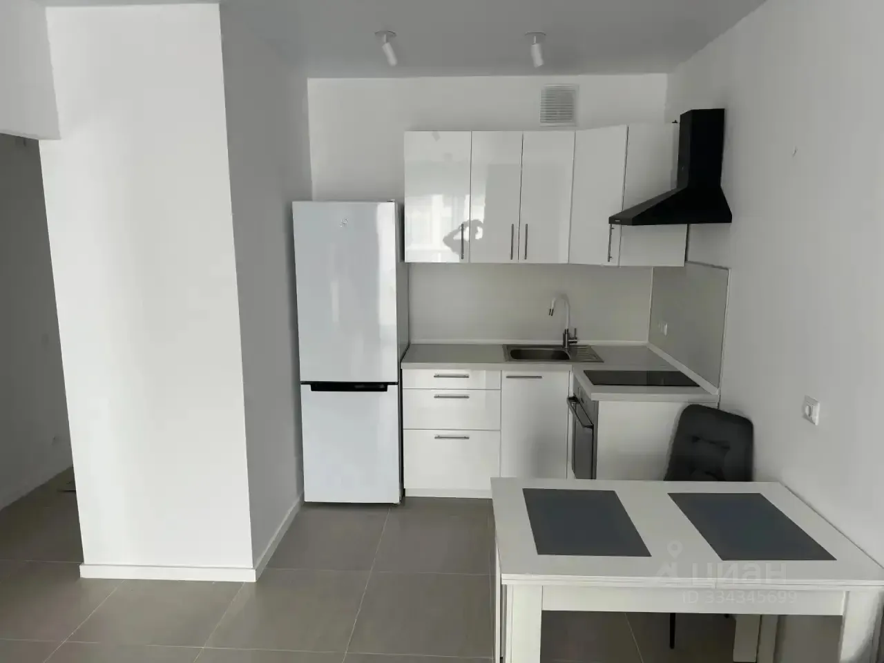 2-комн. квартира, 40 м², 24/27 этаж