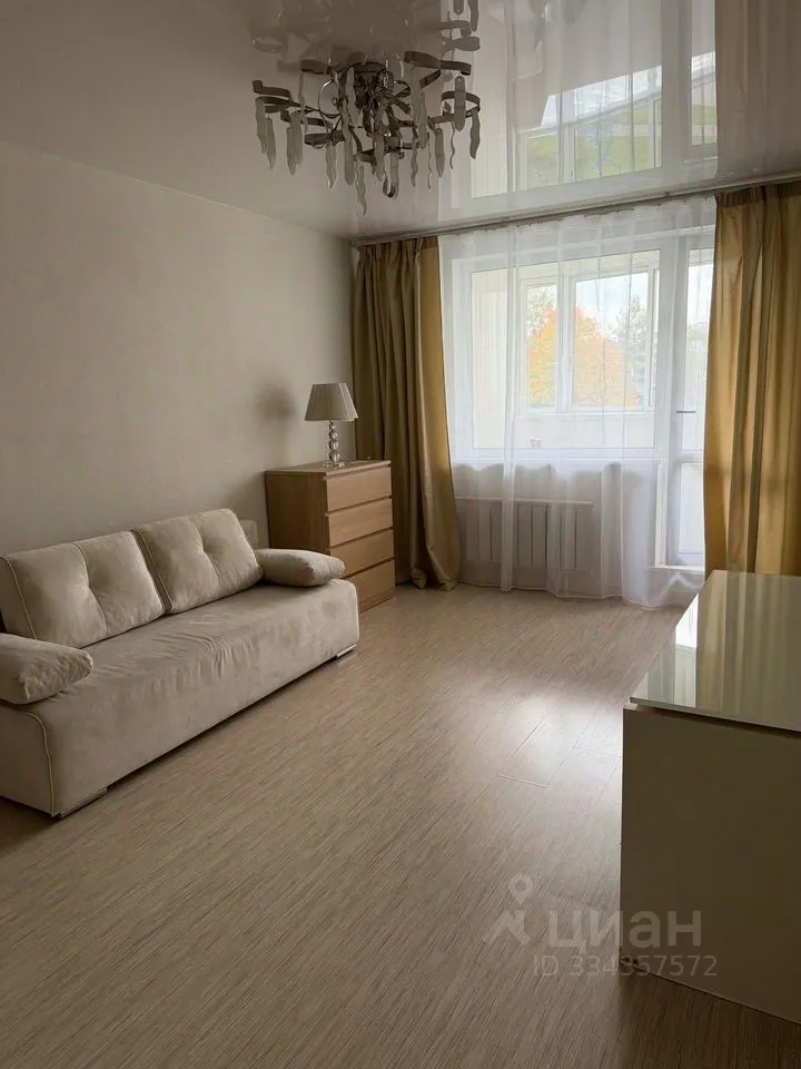 2-комн. квартира, 60 м², 3/17 этаж