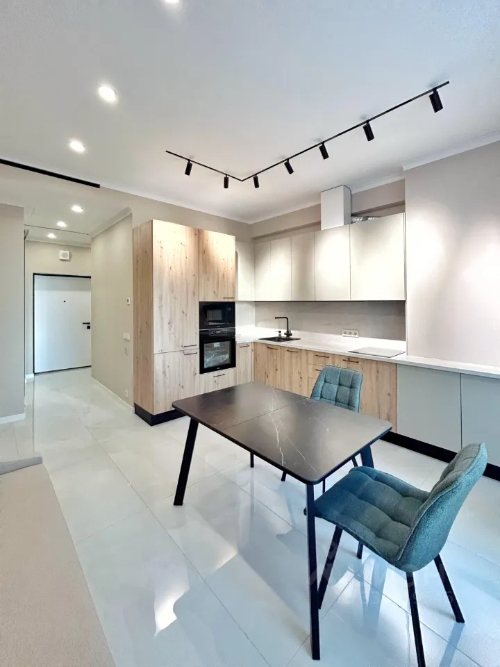 2-комн. квартира, 40 м², 7/48 этаж