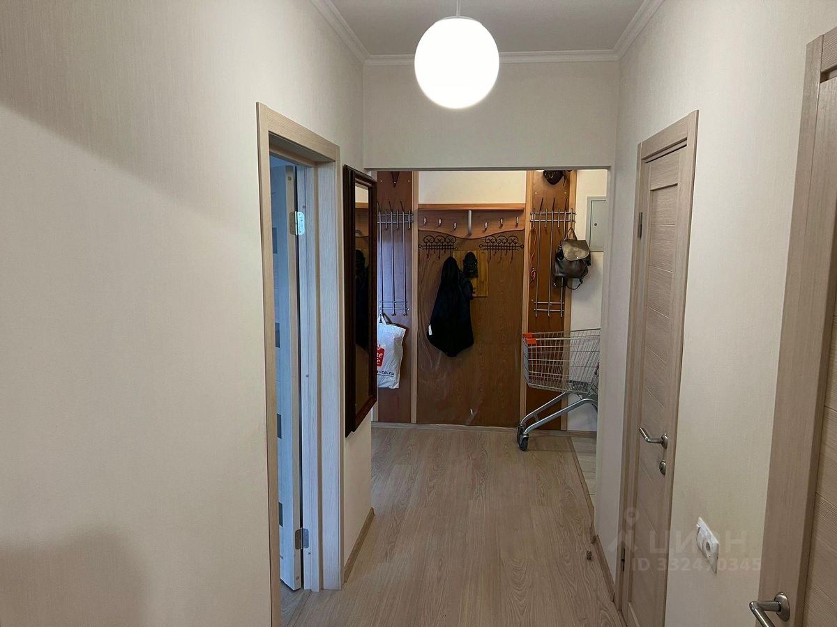 2-комн. квартира, 63 м², 3/14 этаж